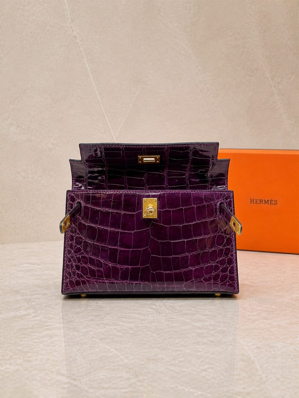 Hermes Kelly Pochette Purple Crocodile Leather Clutch - Picture 4 of 6